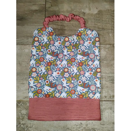 Bavoir maternelle lapin
